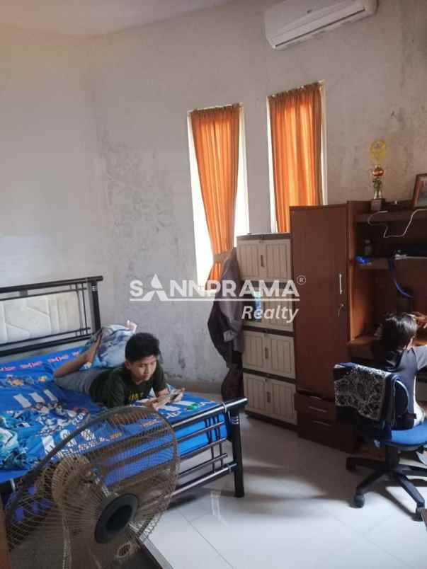 dijual rumah pelawad