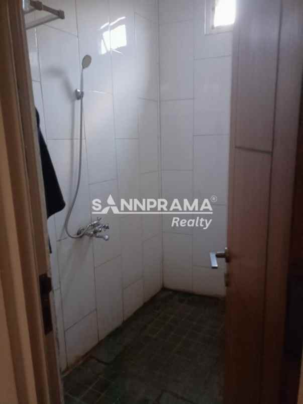 dijual rumah pelawad
