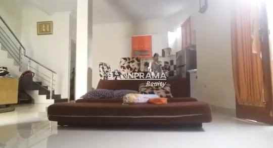 dijual rumah pelawad