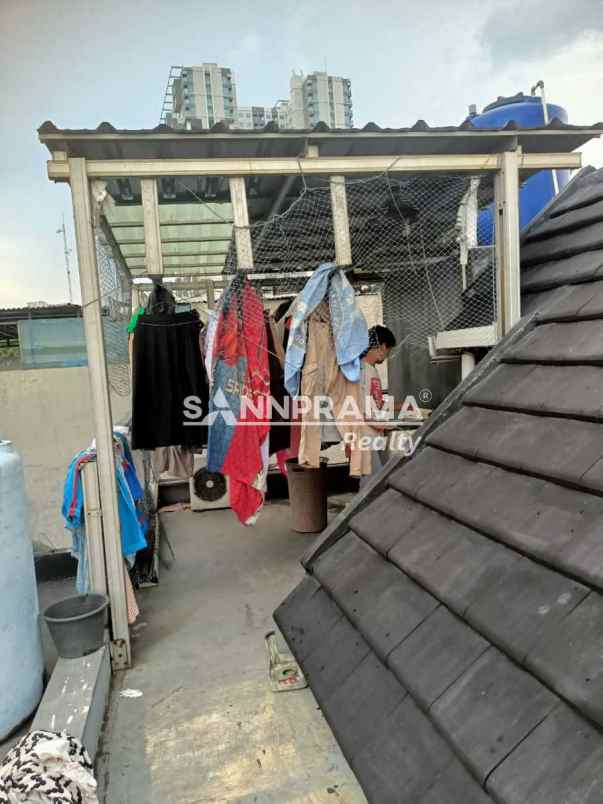 dijual rumah pelawad