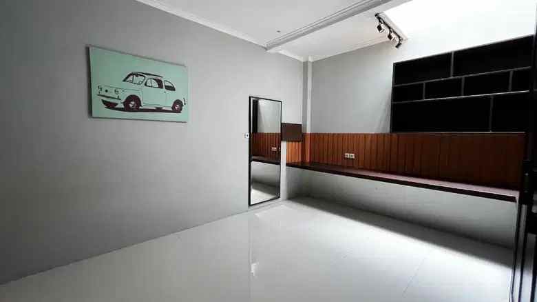 dijual rumah permata hijau