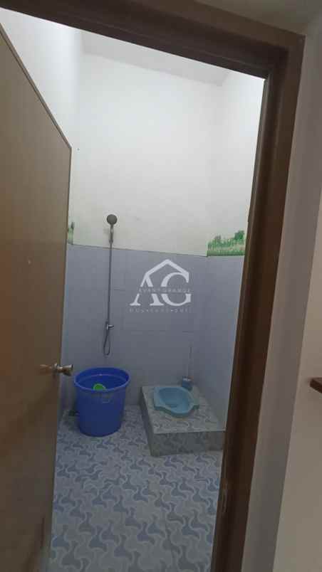 dijual rumah perum mutiara asri