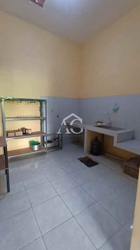 dijual rumah perum mutiara asri