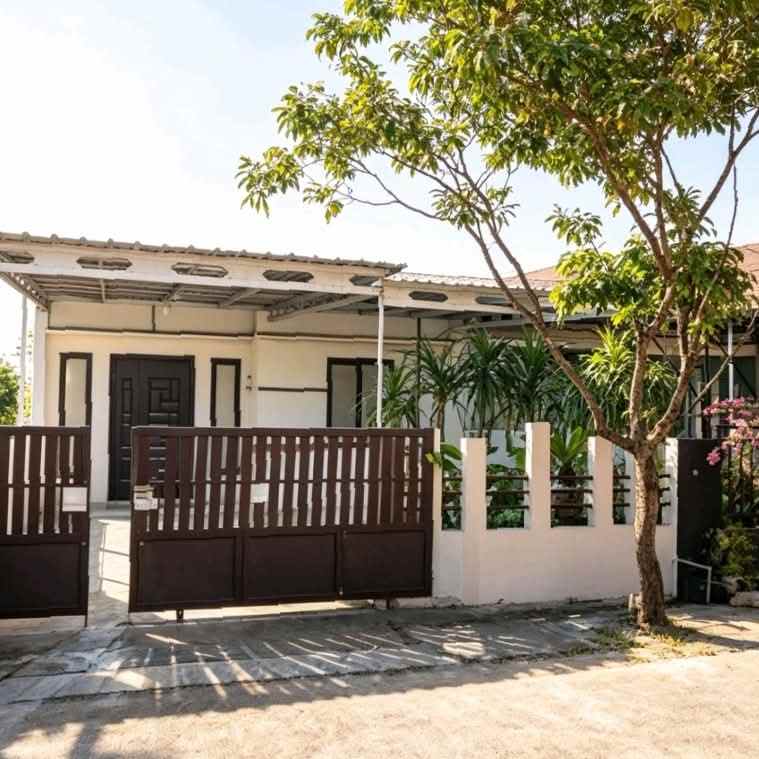 dijual rumah perum pesona asri