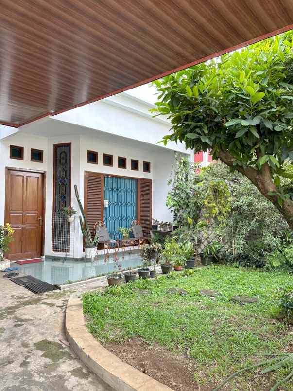 dijual rumah perumahan bukit permai