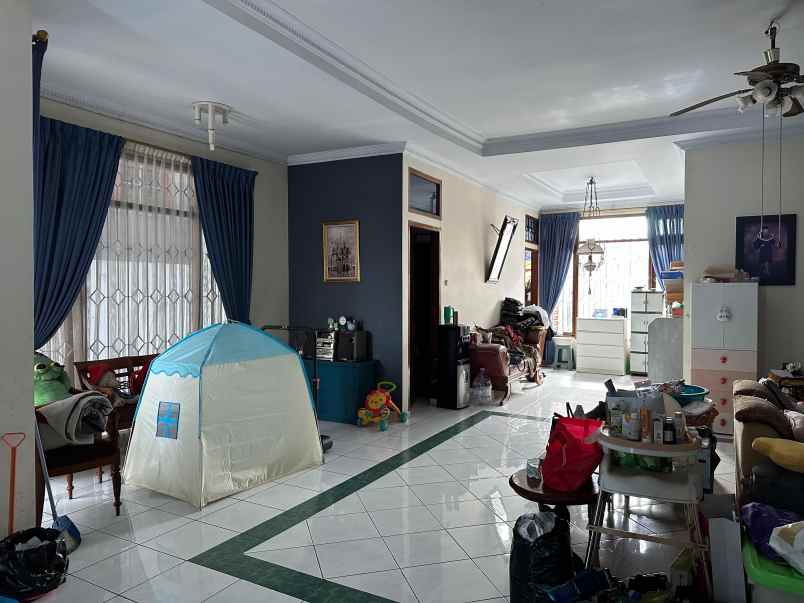 dijual rumah perumahan bukit permai