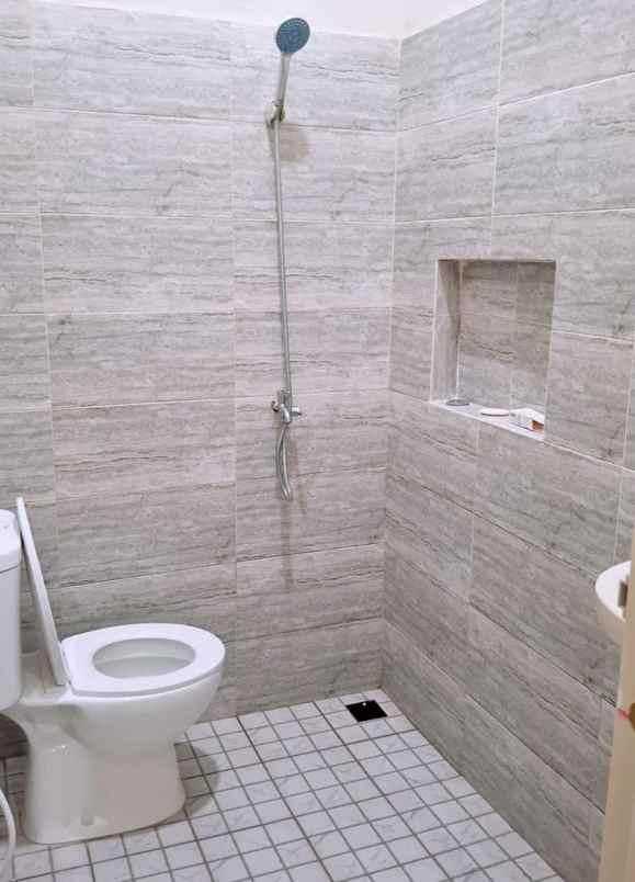 dijual rumah perumahan graha indah