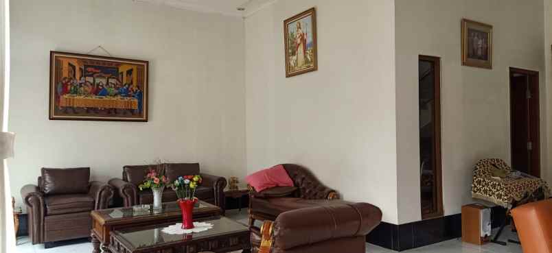 dijual rumah perumahan permata timur 1