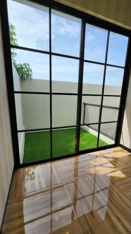 dijual rumah perumahan pondok nirwana