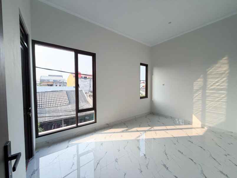 dijual rumah perumahan pondok ungu