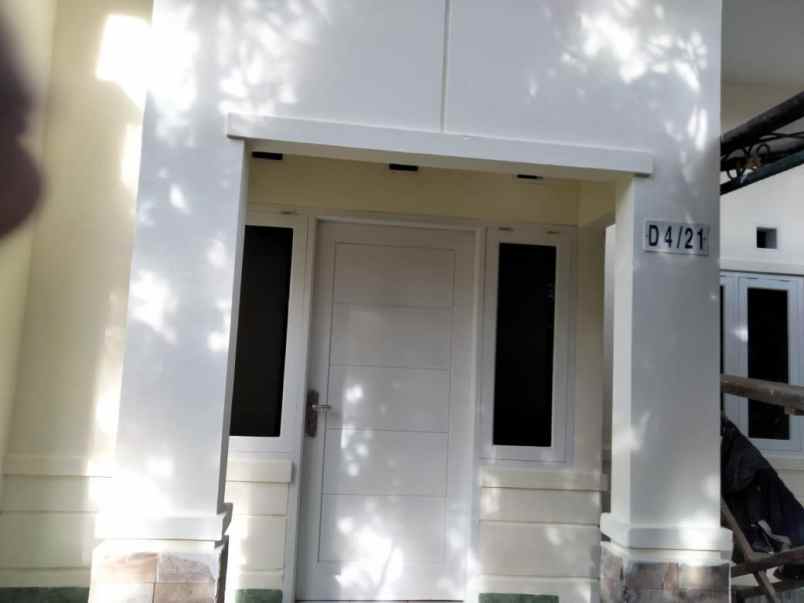 dijual rumah perumahan taman sentosa