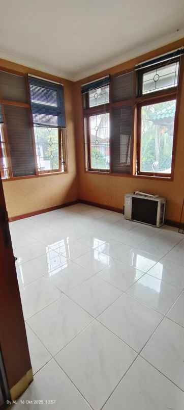 dijual rumah pondok aren tangerang selatan