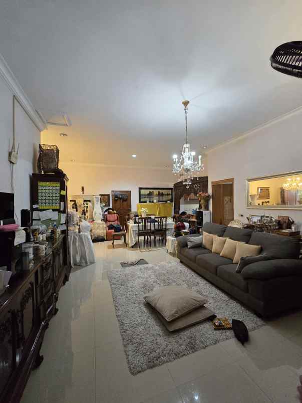 dijual rumah pondok bambu jaktim