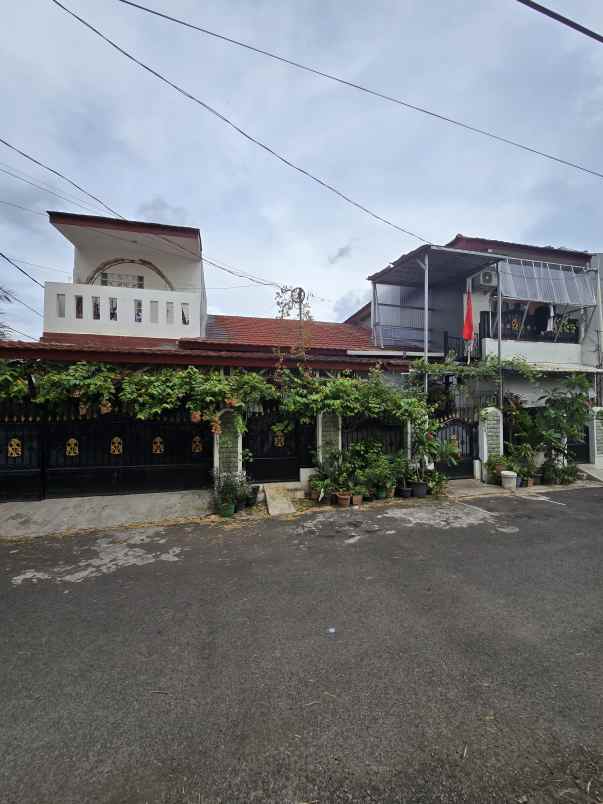 dijual rumah pondok bambu jaktim