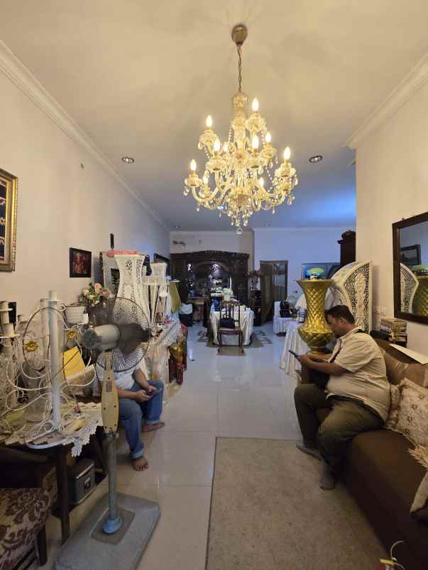 dijual rumah pondok bambu jaktim