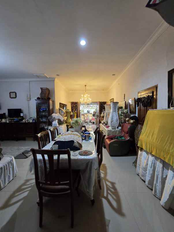 dijual rumah pondok bambu jaktim