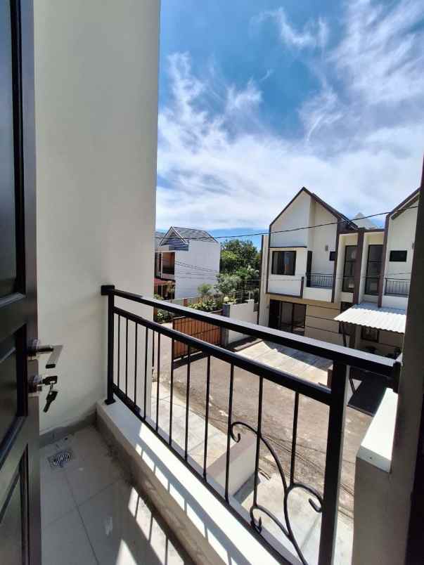 dijual rumah pondok benda pamulang