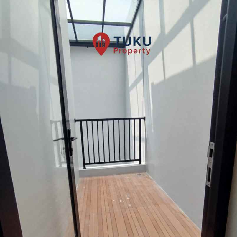 dijual rumah pondok cabe ciputat