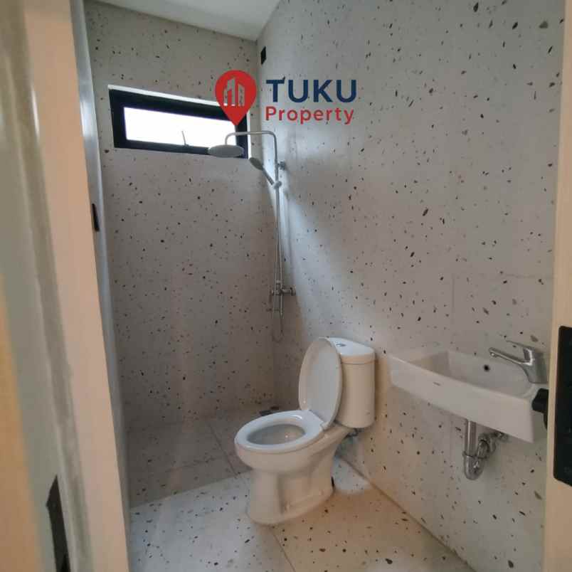 dijual rumah pondok cabe ciputat