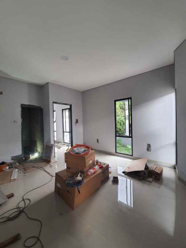 dijual rumah pondok labu