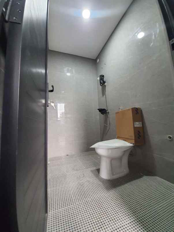 dijual rumah pondok labu