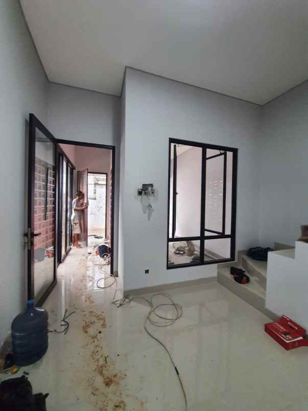 dijual rumah pondok labu