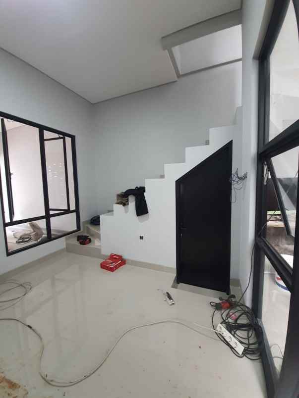 dijual rumah pondok labu