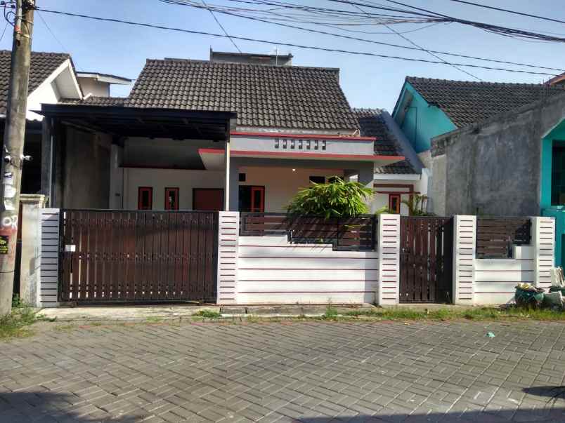 dijual rumah pondok maritim