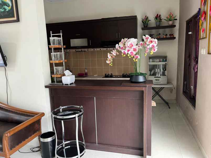 dijual rumah pondok permai dekat kfc