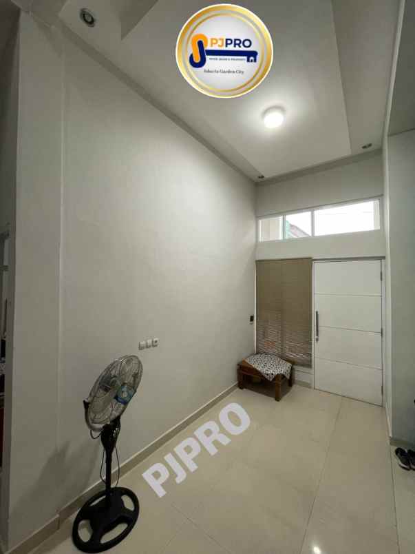 dijual rumah pondok ungu permai