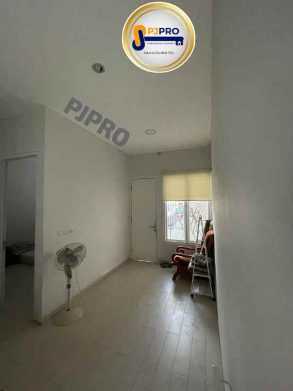 dijual rumah pondok ungu permai