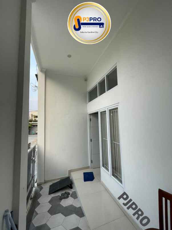 dijual rumah pondok ungu permai