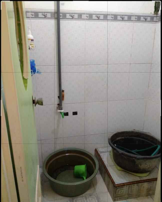 dijual rumah pucang gading