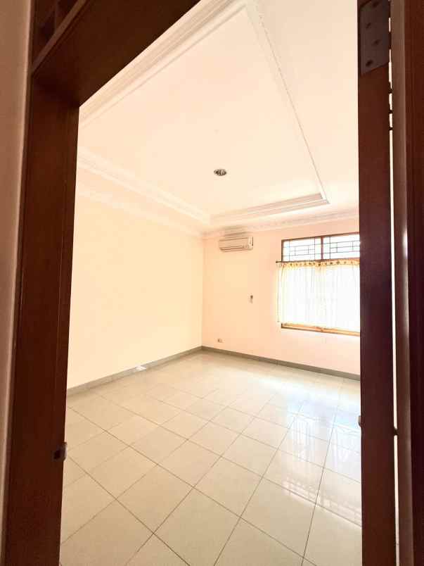 dijual rumah pulomas pulo gadung