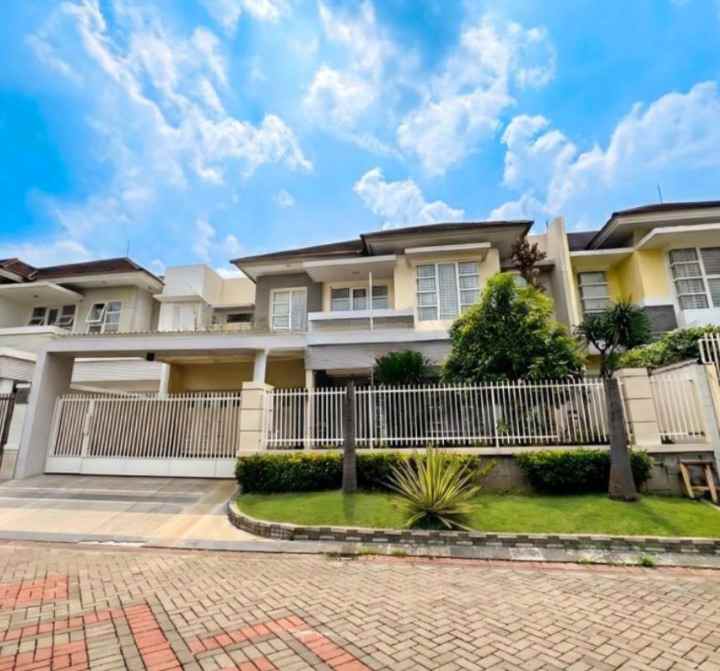 dijual rumah puri galaxy bamboo lakes