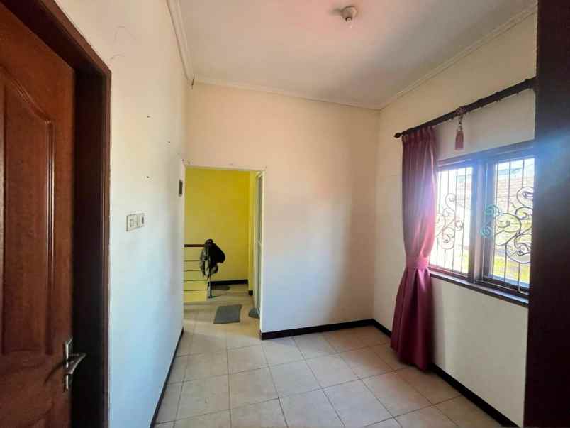dijual rumah puri jimbaran regency