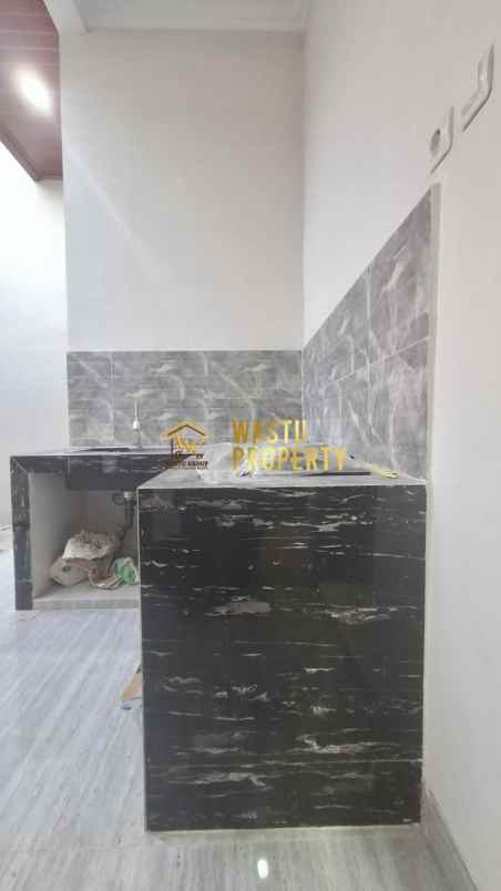 dijual rumah purwomartani