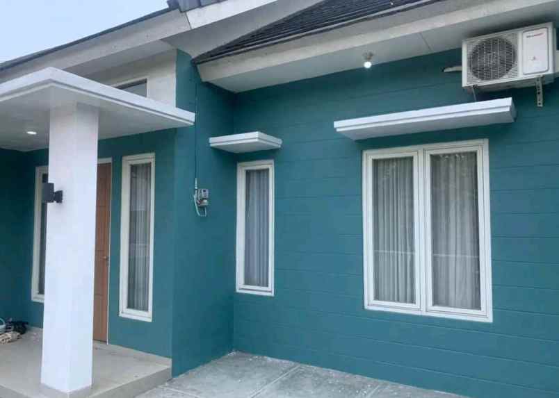 dijual rumah purwomartani