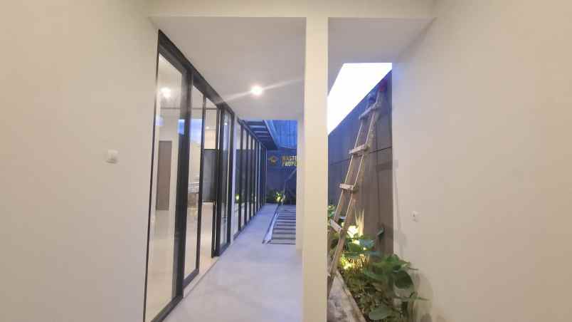 dijual rumah purwomartani kalasan