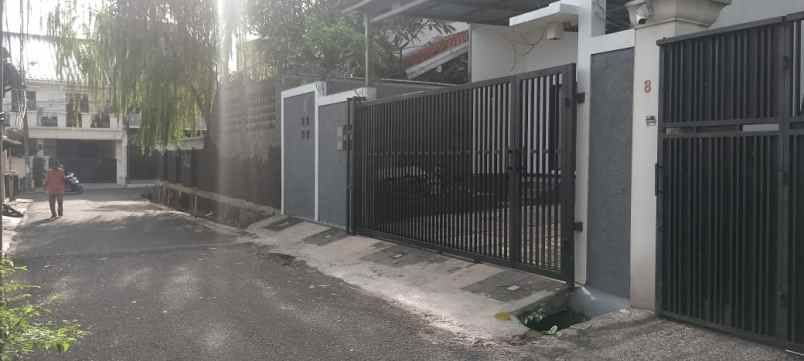 dijual rumah radio dalam gandaria utara
