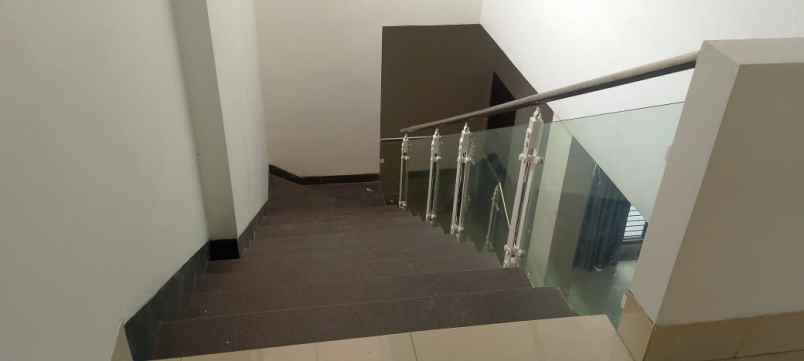 dijual rumah radio dalam gandaria utara