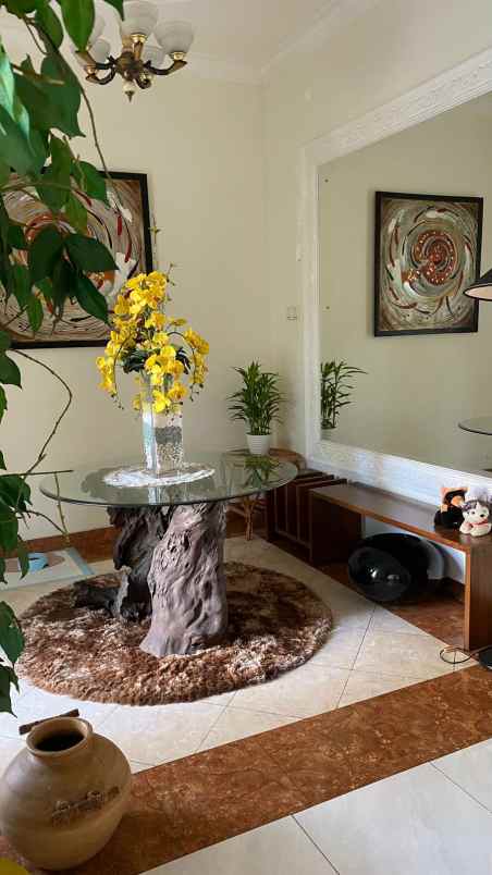 dijual rumah raffles hills housing