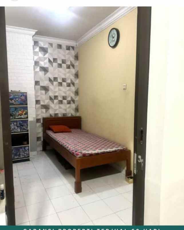 dijual rumah raffles hills jatisampurna bekasi