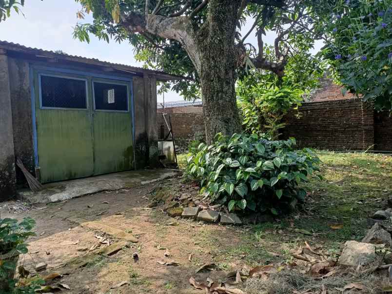 dijual rumah rampal celaket