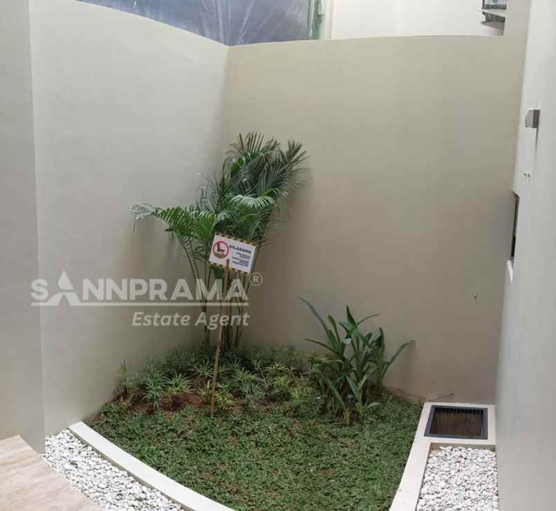 dijual rumah rangkapan jaya baru