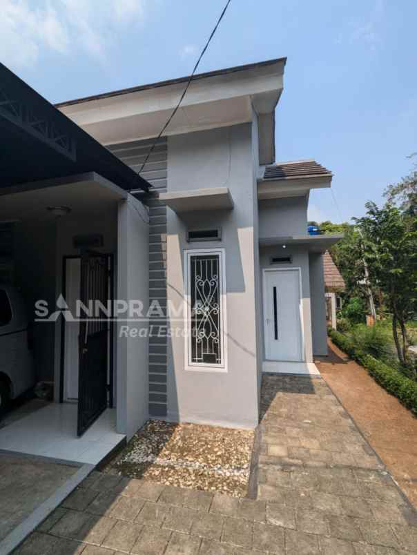 dijual rumah ratu jaya cipayung depok