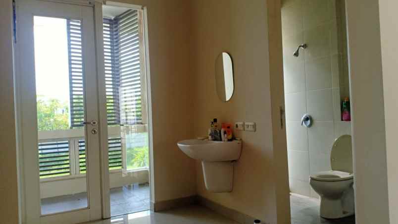 dijual rumah royal residence surabaya