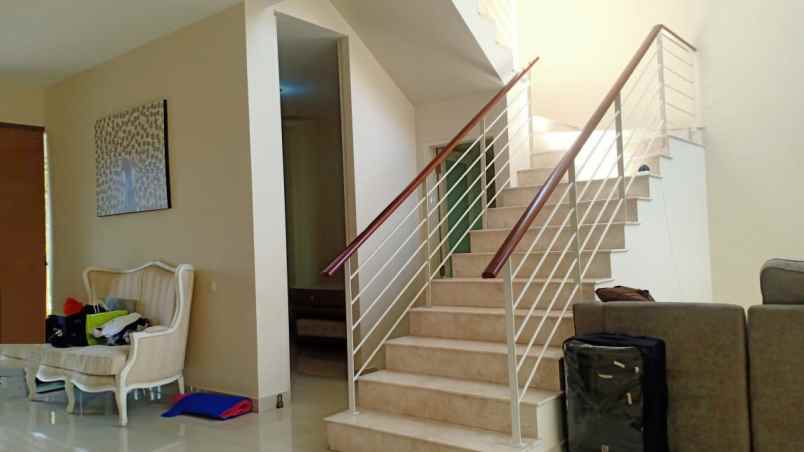 dijual rumah royal residence surabaya