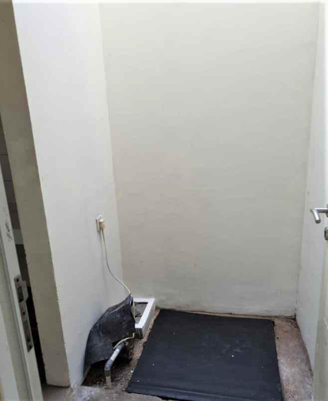 dijual rumah ruko descada perumahan