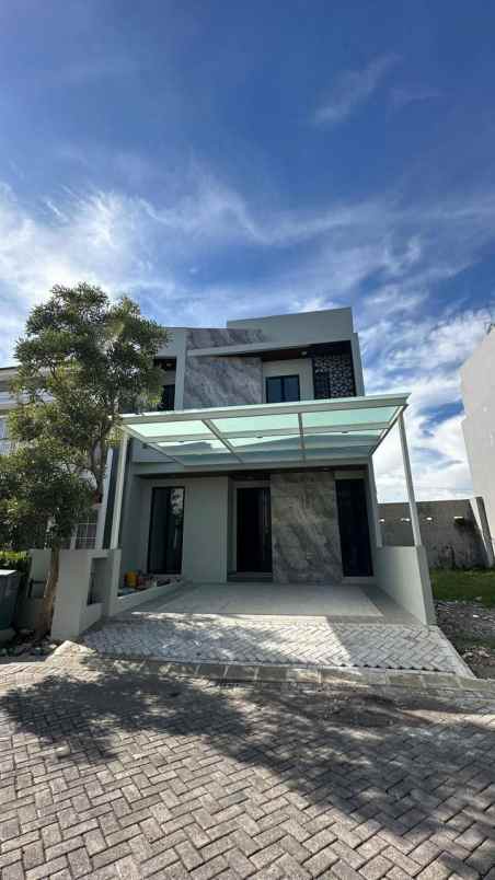 dijual rumah rumah dian istana surabaya